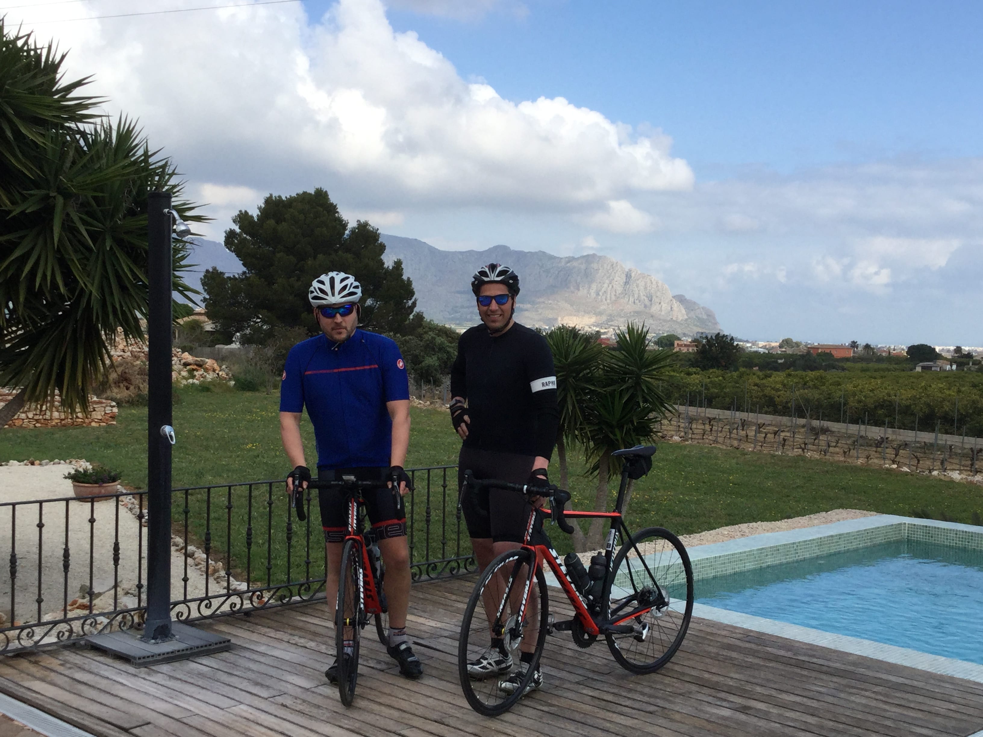 Image to:cycling friends Costa Blanca
